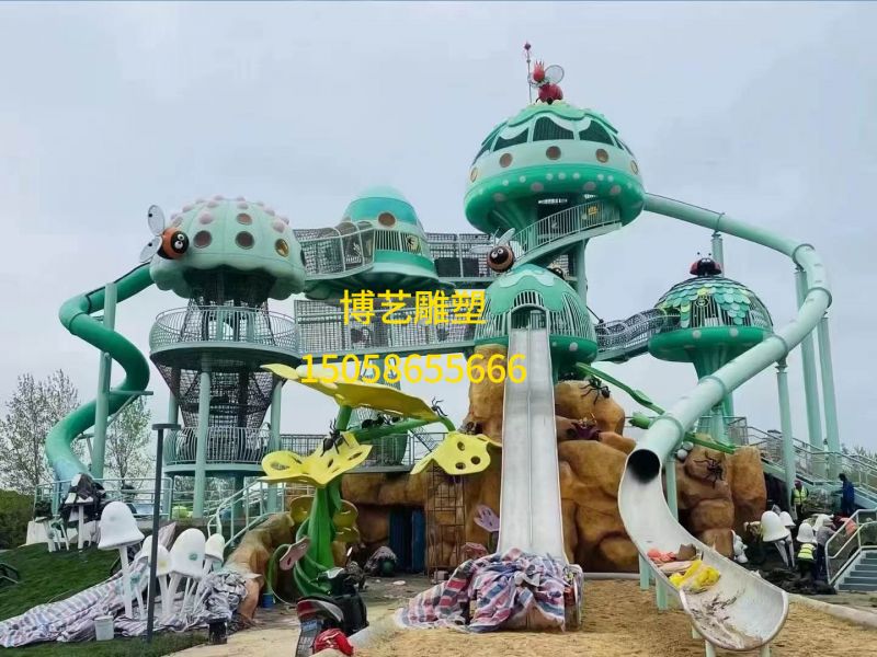 游乐雕塑